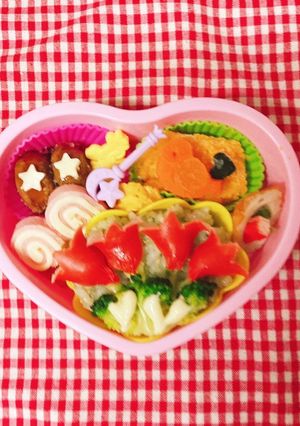 チューリップのお花弁当　デコ弁-レシピのメイン写真