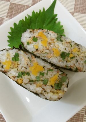 おにぎらず★サバ缶+大葉-レシピのメイン写真
