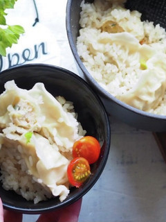 置くだけ簡単・低糖質餃子の炊き込みご飯-レシピのメイン写真