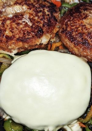 柔らか牛豚ハンバーグのワイン醤油蒸し-レシピのメイン写真