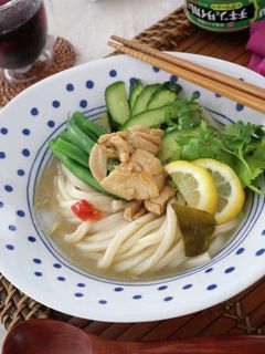 缶詰でグリーンカレーの冷やしうどん-レシピのメイン写真