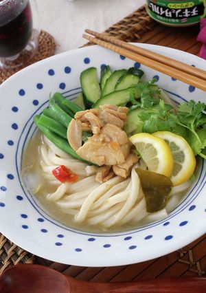 缶詰でグリーンカレーの冷やしうどん-レシピのメイン写真
