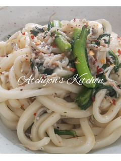 簡単!しらすと春菊のペペロンチーノうどん-レシピのメイン写真