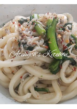 簡単!しらすと春菊のペペロンチーノうどん-レシピのメイン写真