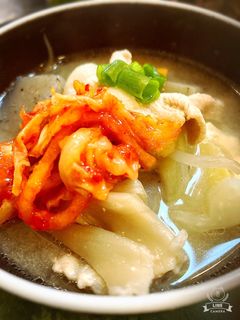 豚汁にキムチ-レシピのメイン写真