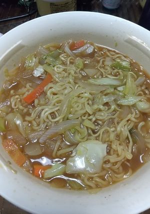 袋ラーメン味噌味に手心加えてみた-レシピのメイン写真