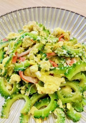 卵とカニカマで簡単!ゴーヤの中華炒め-レシピのメイン写真