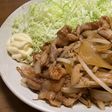 ご飯が進む!豚肉ともやしの簡単生姜焼き