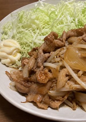 ご飯が進む!豚肉ともやしの簡単生姜焼き-レシピのメイン写真