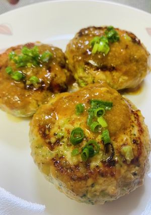 ブロッコリーたっぷりつくねバーグ-レシピのメイン写真