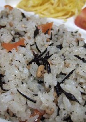 残り物で手間なし!ひじきご飯-レシピのメイン写真