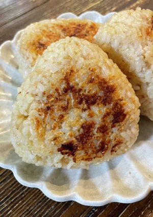 ムラなく美味しい♡焼きおにぎり-レシピのメイン写真