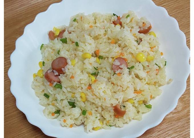 おうちランチ「小学校給食風ピラフ」 by くるみもち 【クックパッド】 簡単おいしいみんなのレシピが392万品