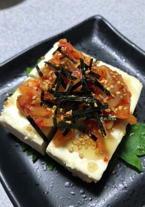 大人の味。豆腐の粕漬けでキムチ奴-レシピのメイン写真