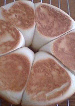 フライパンでパンを焼こう！！-レシピのメイン写真