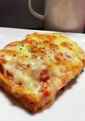 トマトオニオントースト-レシピのメイン写真