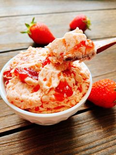 甘酸っぱくて濃厚♡自家製いちごバター-レシピのメイン写真