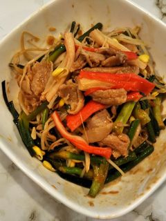 豚肉とにんにくの芽のオイスター炒め-レシピのメイン写真