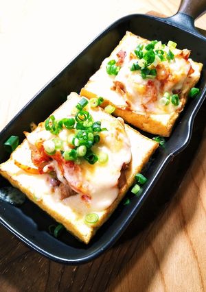 厚揚げに豚キムチのせてチーズ焼き-レシピのメイン写真