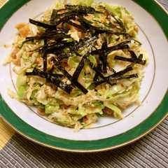รูปของ キムチと納豆で☆キャベツサラダ