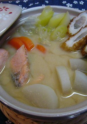 ごましゃぶのたれｄｅ簡単牛乳鍋✿石狩鍋風-レシピのメイン写真