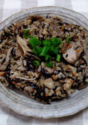 高たんぱく玄米鶏炊き込みご飯-レシピのメイン写真