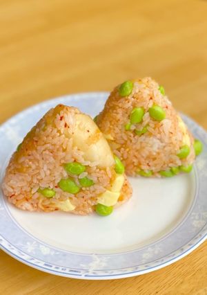 キムチとチーズと枝豆のおにぎり-レシピのメイン写真