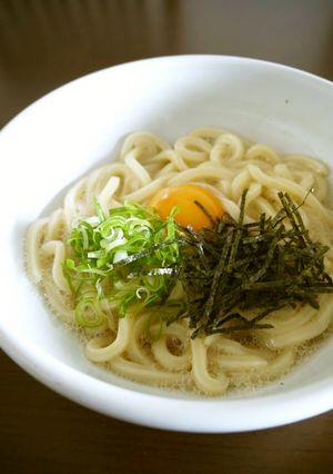 【レシピ動画】冷凍うどんde釜玉うどん♪-レシピのメイン写真