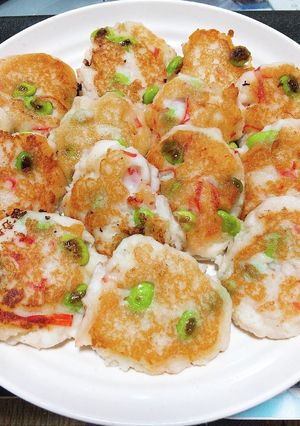 枝豆とカニカマと豆腐のフワッはんぺん焼き-レシピのメイン写真