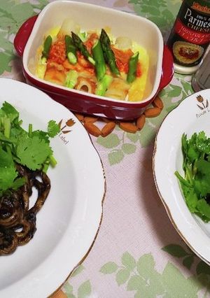 イカスミうどんDeパスタ仕立てonキムチ-レシピのメイン写真