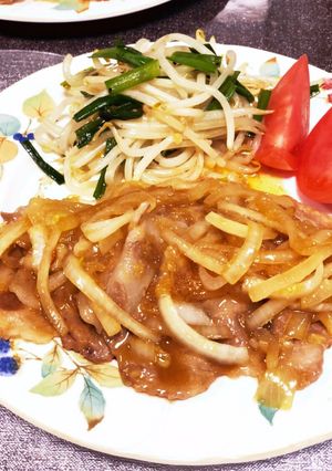 我が家の定番の豚の生姜焼き!玉ねぎ入り!-レシピのメイン写真