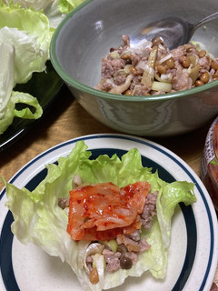 納豆&豚挽肉でヘルシーレタス巻き豚キム-レシピのメイン写真