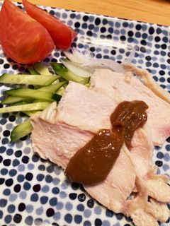 ヘルシーで簡単!蒸し鶏の胡麻ダレ添え♪-レシピのメイン写真