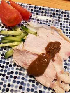 ヘルシーで簡単!蒸し鶏の胡麻ダレ添え♪-レシピのメイン写真