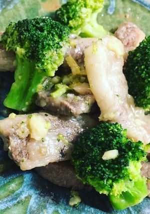 牛肉とブロッコリーの塩レモン炒め-レシピのメイン写真