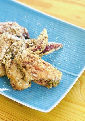 サクサクでプリプリ　手羽先の唐揚げ-レシピのメイン写真