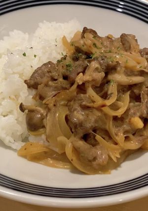 ビーフストロガノフ風-レシピのメイン写真