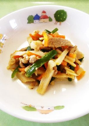 【保育園給食】細切り肉と野菜の炒め物-レシピのメイン写真
