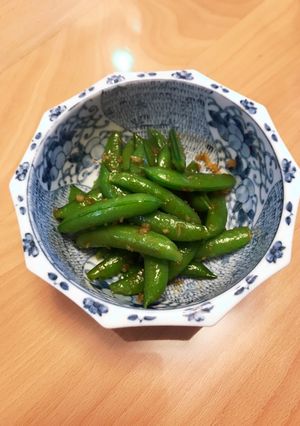 スナップエンドウのニンニク炒め-レシピのメイン写真