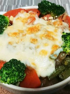 超簡単!肉じゃがカレーチーズ焼き!!-レシピのメイン写真