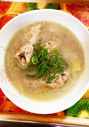 中華ダシ不要!土鍋で参鶏湯スープ-レシピのメイン写真