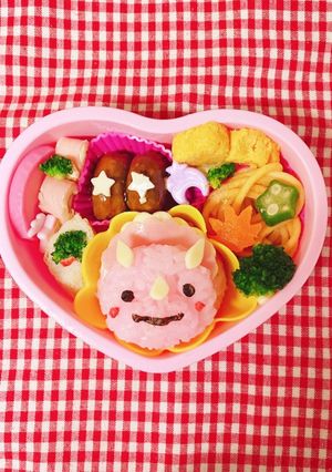 恐竜弁当　トリケラトプス　キャラ弁デコ弁-レシピのメイン写真