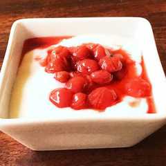 รูปของ ユスラウメのコンポート