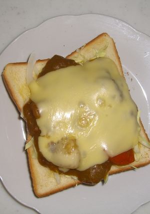 カレーの次の日簡単チーズカレートースト-レシピのメイン写真
