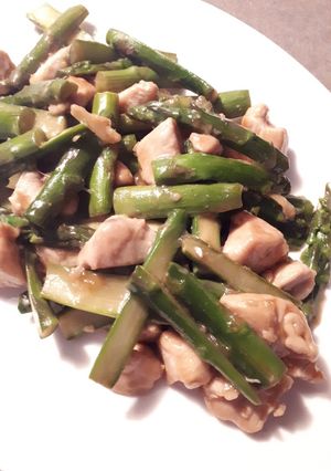 鶏肉とアスパラガスの炒めもの-レシピのメイン写真