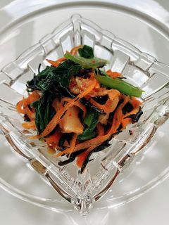 キムチと緑黄色野菜とひじきのナムル-レシピのメイン写真