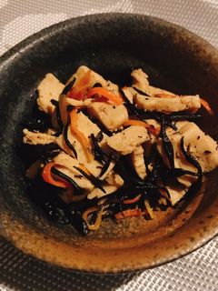 高野豆腐とひじきの煮物-レシピのメイン写真