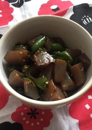 こんにゃくとピーマンの煮物♪-レシピのメイン写真