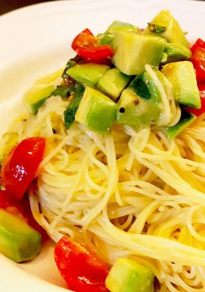 アボカドとミニトマトの冷製パスタ-レシピのメイン写真