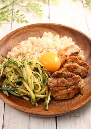 簡単！胡瓜と豚バラのサッパリコッテリ丼-レシピのメイン写真